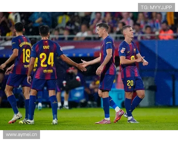 莱万多夫斯基对阵皇马与巴萨表现解析:关键比赛影响力 莱万多夫斯基对阵皇马与巴萨表现解析:关键比赛影响力